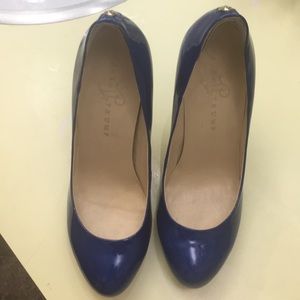 Ivanka  trump 4.5” heel  patent royal blue 8